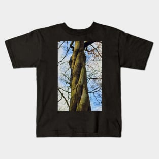 Twisted tree trunk Kids T-Shirt